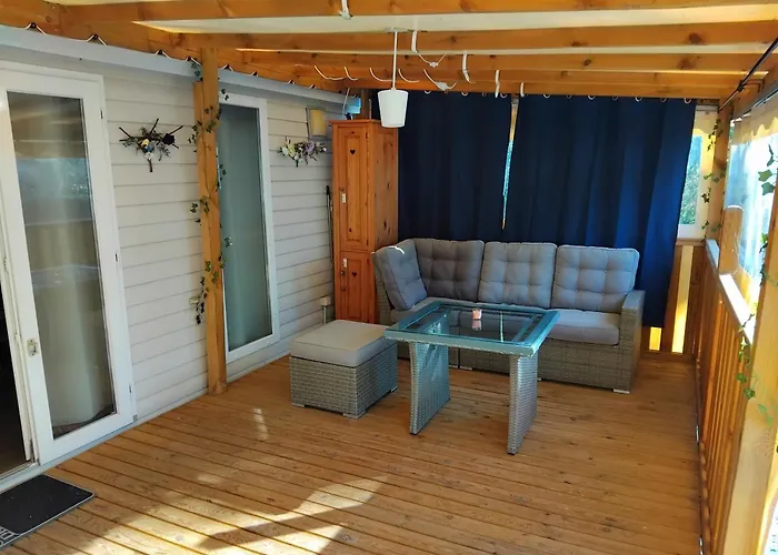 Mobil Glamping Confort D'un Sans Les Contraintes Piscine Promotion Septembre 3 - 2 Sdb -climatisé - 300m De La - Piscine - Parking - * Hyères