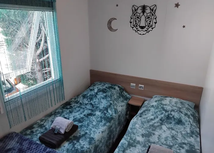 Mobil Glamping Confort D'un Sans Les Contraintes Piscine Promotion Septembre 3 - 2 Sdb -climatisé - 300m De La - Piscine - Parking -