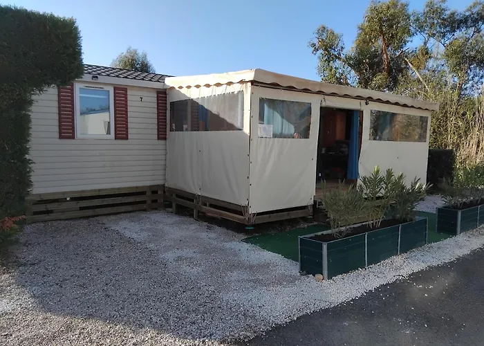Mobil Glamping Confort D'un Sans Les Contraintes Piscine Promotion Septembre 3 - 2 Sdb -climatisé - 300m De La - Piscine - Parking - Hyères